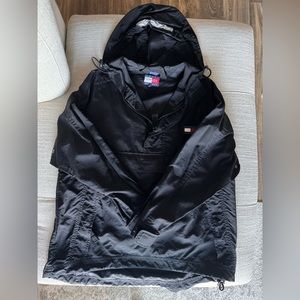 tommy hilfiger windbreaker